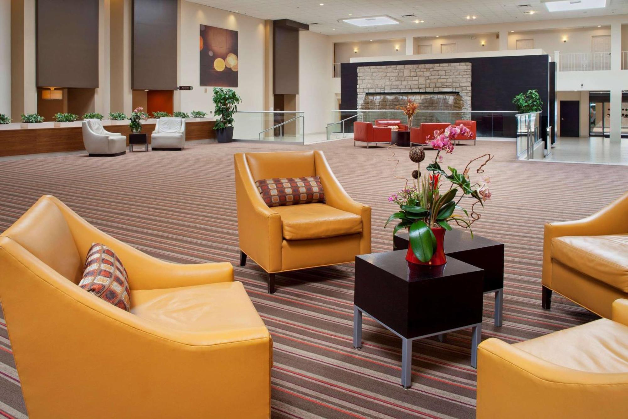 Wyndham Columbus Hotel Worthington Interior photo
