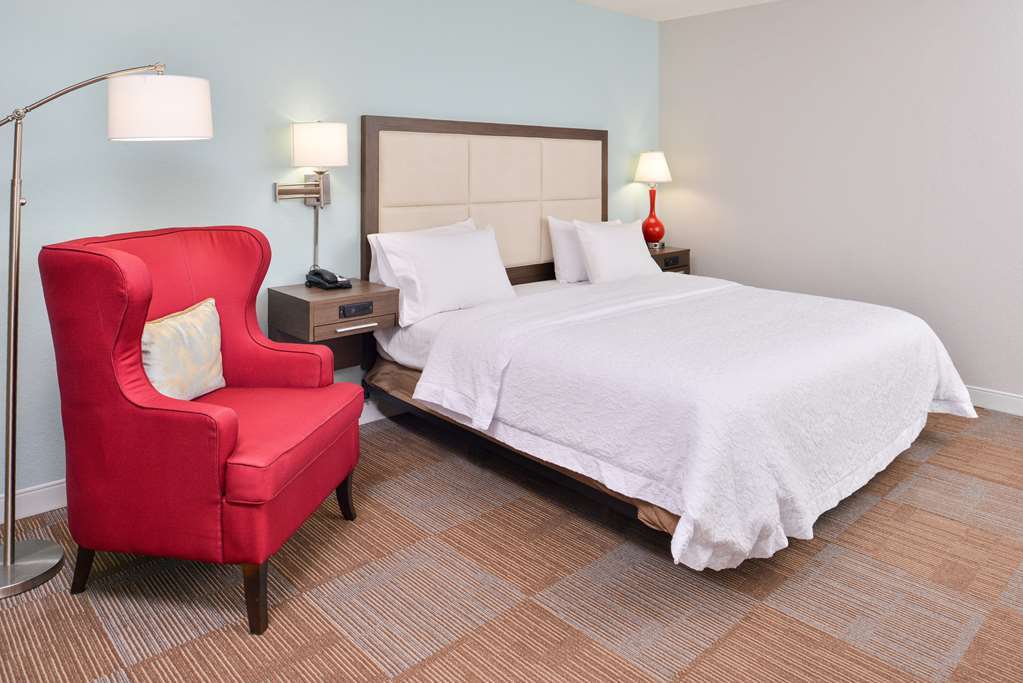 Wyndham Columbus Hotel Worthington Room photo